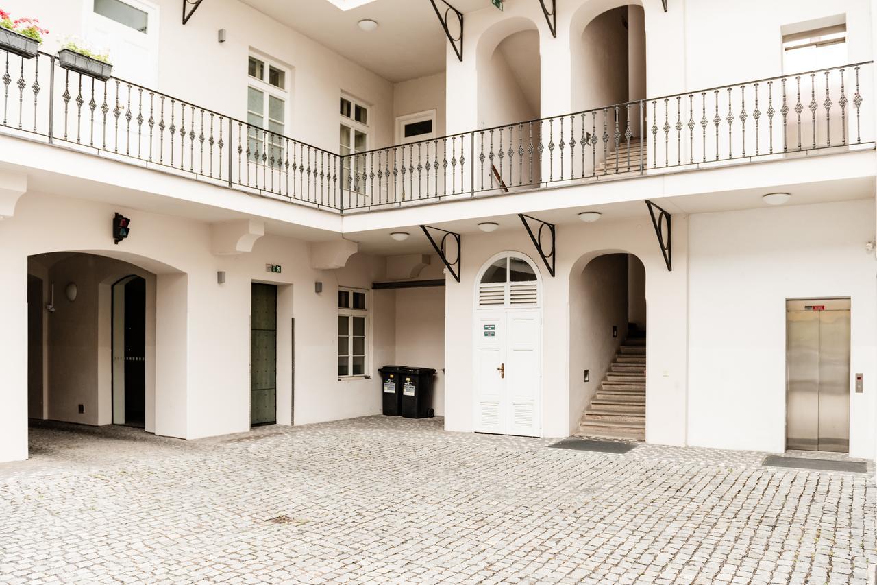 Apartment Gesse Kollarova Praag Buitenkant foto