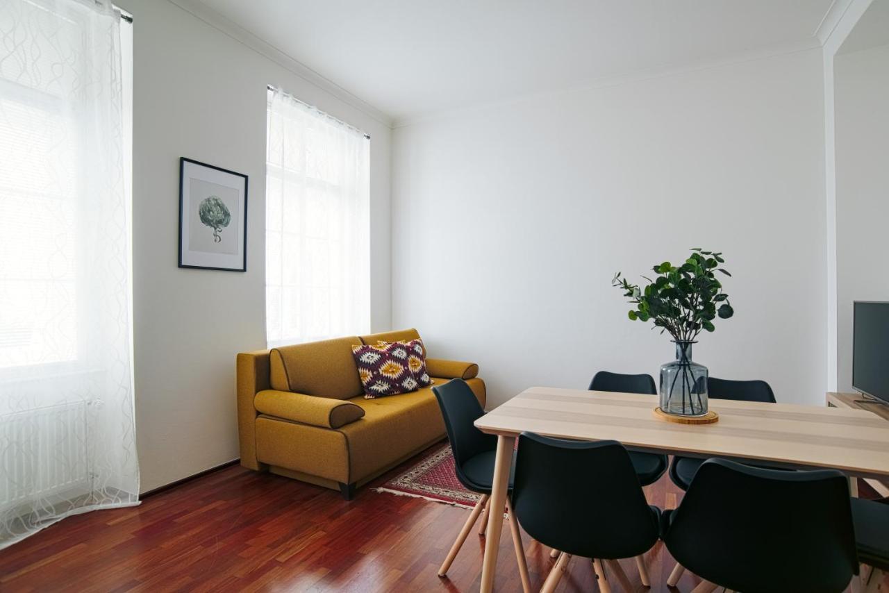Apartment Gesse Kollarova Praag Buitenkant foto